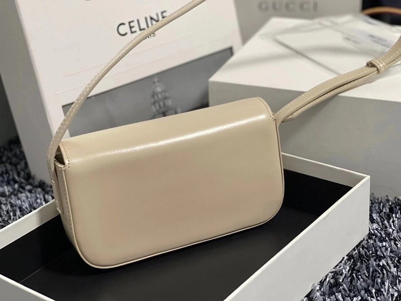 国内即発【セリーヌ ショルダーバッグ 偽物】トリオンフ ショルダーバッグ カーキ Cei82317