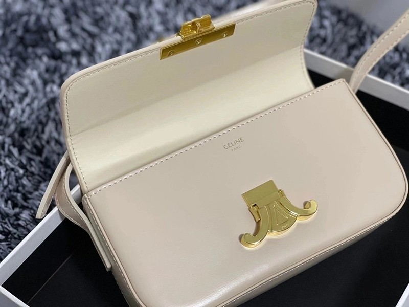 国内即発【セリーヌ ショルダーバッグ 偽物】トリオンフ ショルダーバッグ カーキ Cei82317