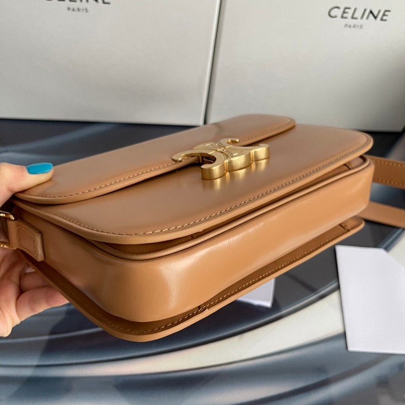 大人気！★セリーヌ ショルダーバッグ 偽物 ティーン トリオンフバッグ Cew95896