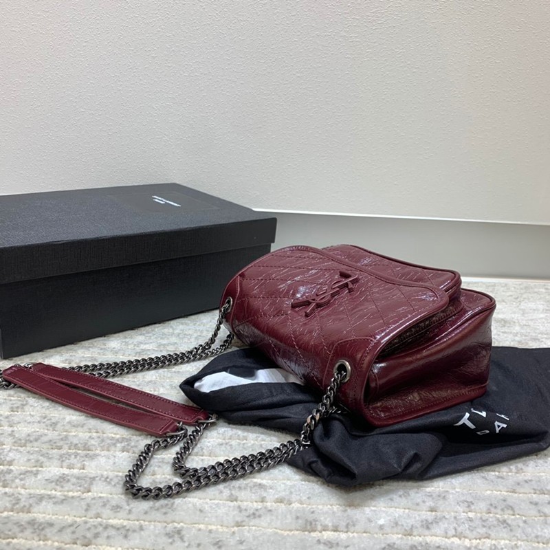 21AW新作サンローラン ショルダーバッグ 偽物 ニキ ミディアム クリンクルヴィンテージレザー 2モデル 6331580EN04100