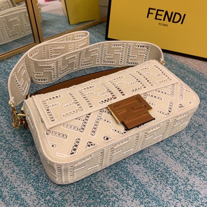 春もの新作フェンディ バゲット キャンバス バッグ コピー/刺繍 fev41992