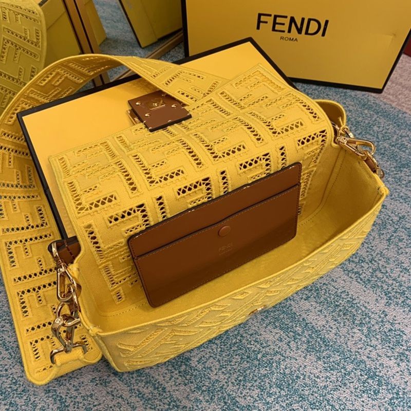 稀少フェンディ バゲット キャンバス バッグ 偽物/刺繍 fed36433