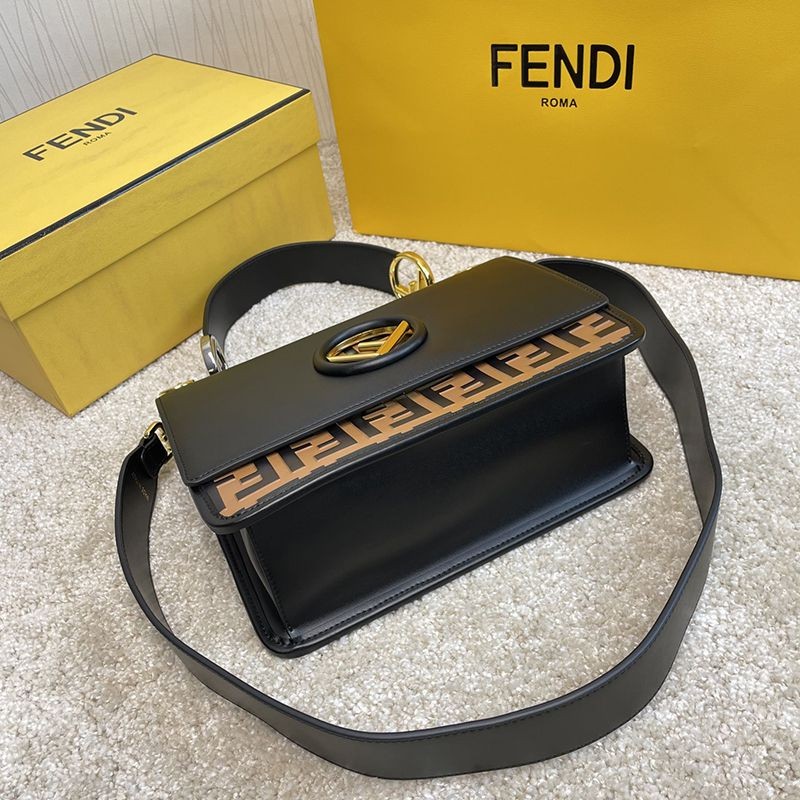 秋冬新作フェンディ キャナイ エフ 偽物 レザー バッグ fem67499