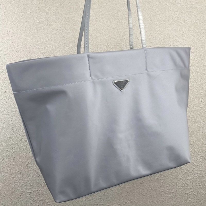 春もの新作【プラダ】Re Nylon サフィアーノレザー トートバッグ 偽物 put47663