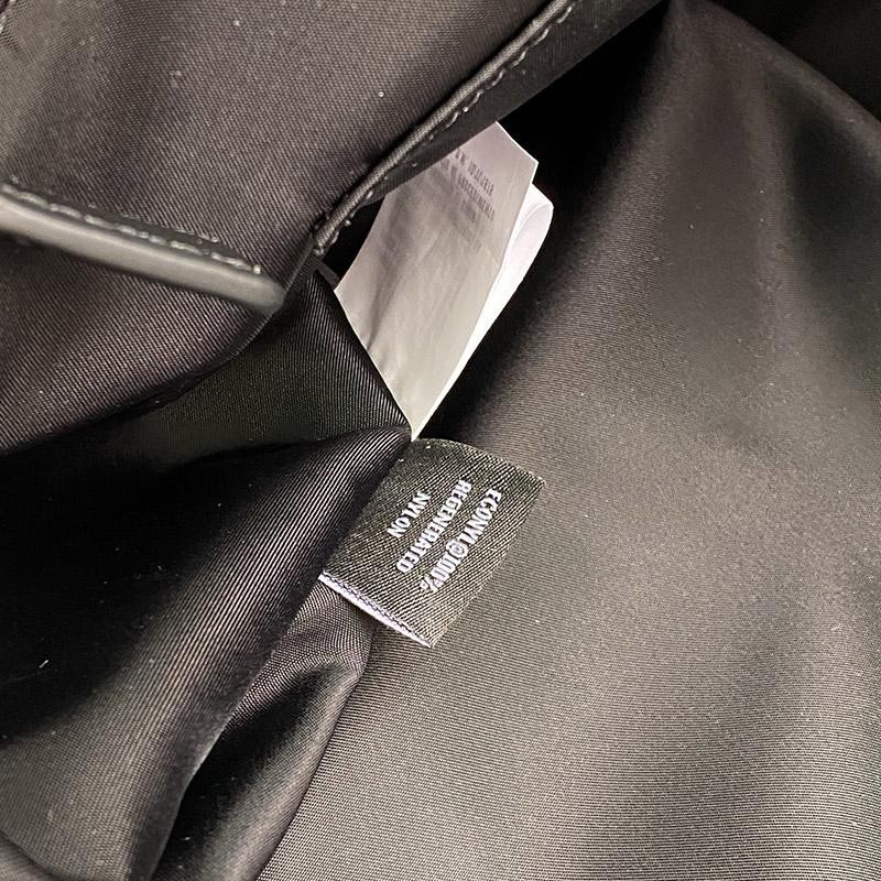 稀少【プラダ】パデッド Re Nylon 偽物トートバッグ リナイロン puy63958