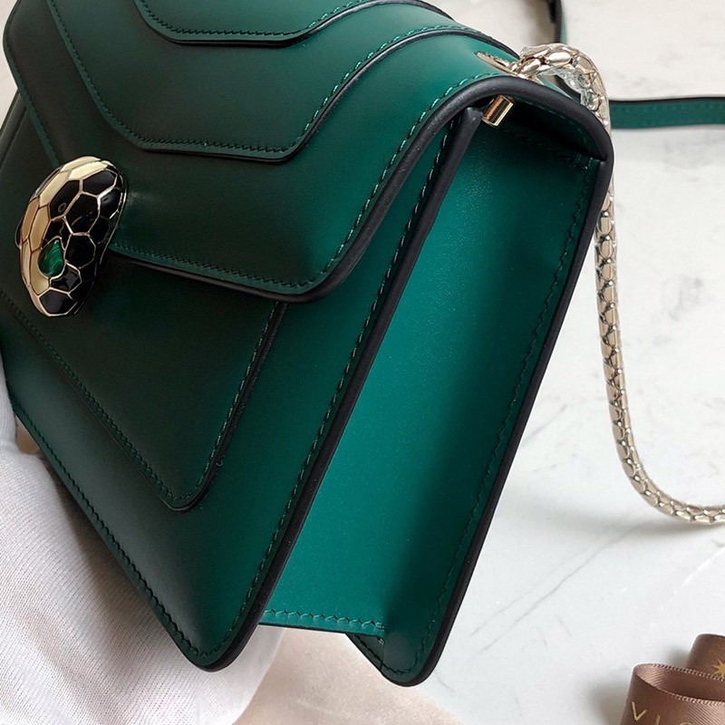 21-22AW【ブルガリ コピー】新色! SERPENTI FOREVER ナッパ ハンドバッグ Bul75855