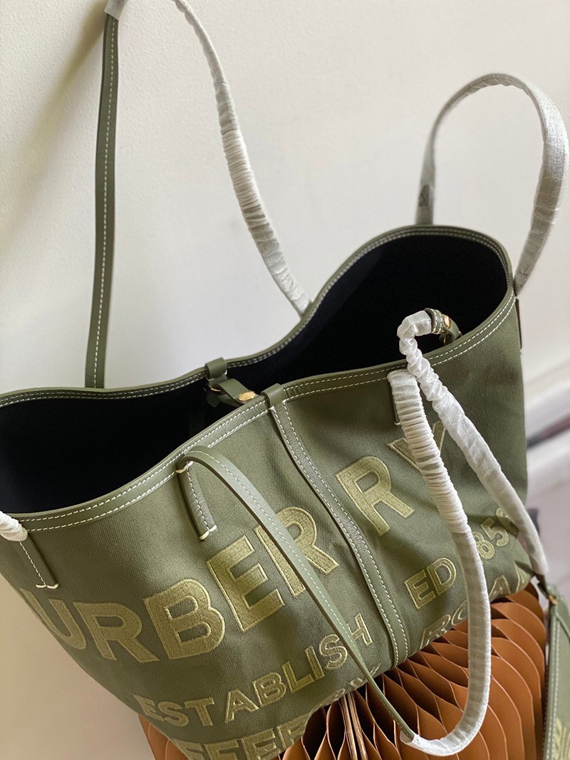 秋冬新作【バーバリー トートバッグ 偽物】ミディアム　チェックキャンバス ビーチ Bag94860