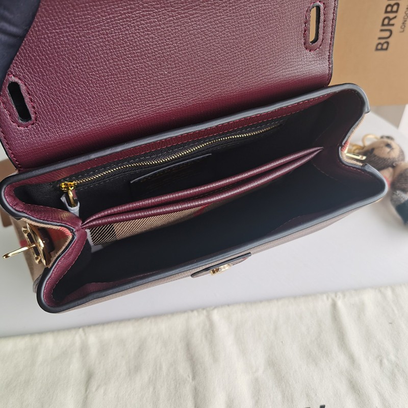 大人気！バーバリー ハンドバッグ 偽物 Camberley ミディアム 2WAY バッグ Bal30718