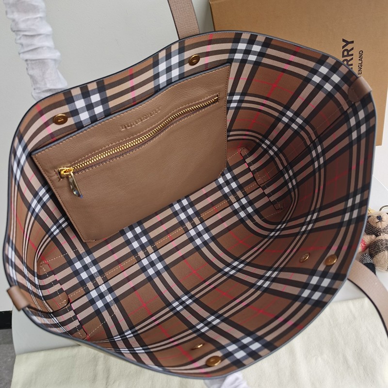 21-22AWバーバリー トートバッグ スーパーコピー SM TOTE Baq21819