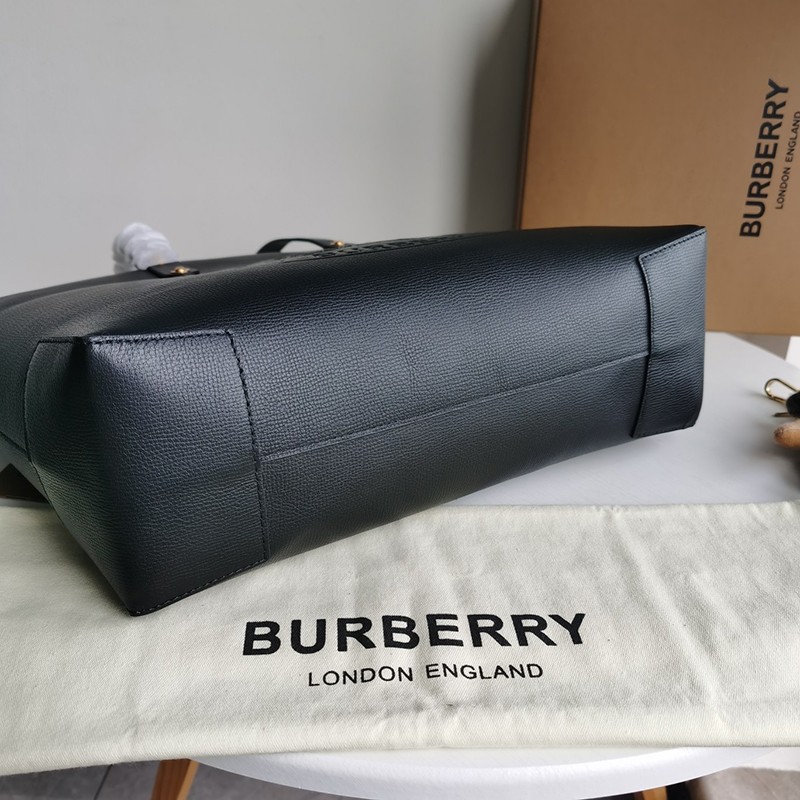 目を惹くカラー バーバリー トートバッグ スーパーコピー SM TOTE Bak78743