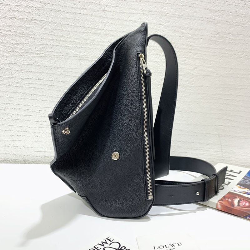 大人気！ロエベ ショルダーバッグ 偽物 アントン スリング Anton Sling カーフスキン loq24862
