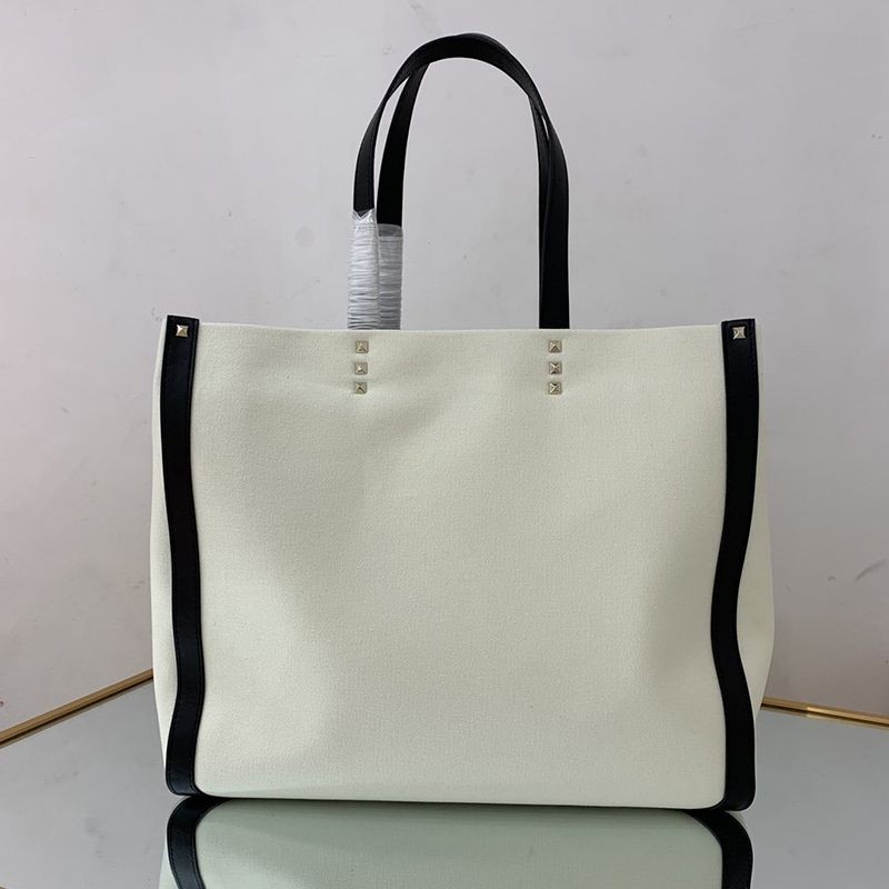★日本!!人気！ヴァレンティノ トートバッグ コピー ショッピングバッグ NEON VLTN キャンバス ミディアム Vua11801