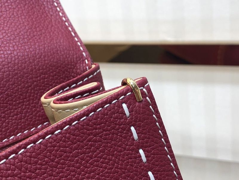 累積売上総額第１位！デルボー ブリヨン Ivoryステッチ ミディアムハンドバッグ 偽物 Deq07021