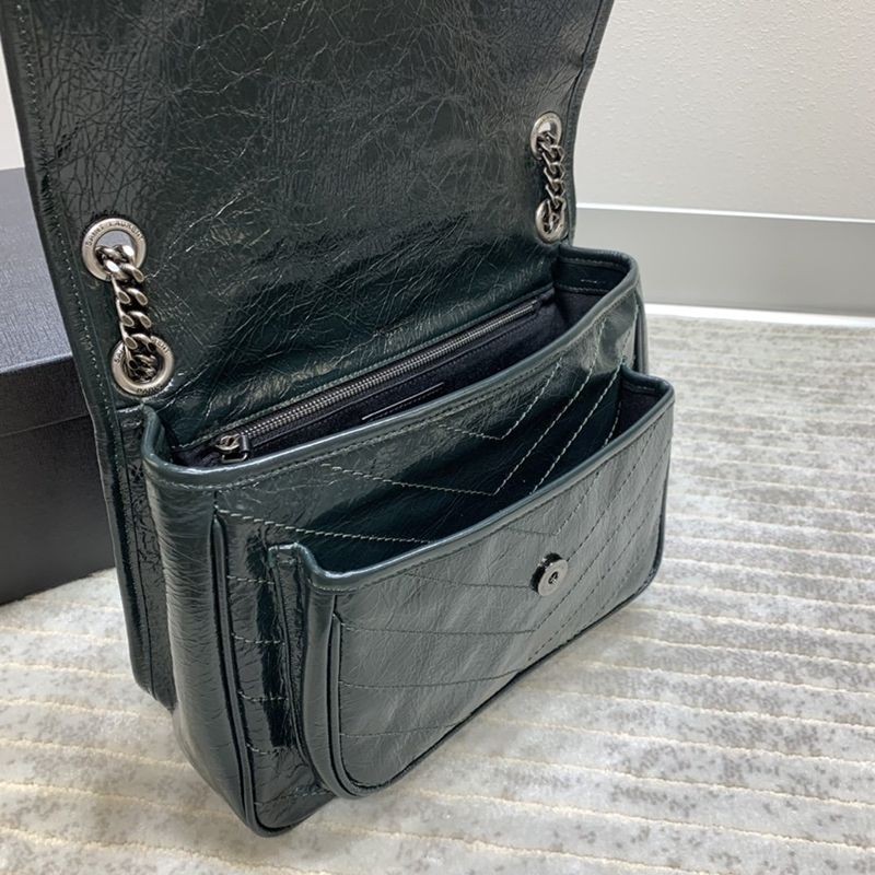 日本未入荷サンローラン ショルダーバッグ 偽物 ニキ ミディアム クリンクルヴィンテージレザー Saz69051