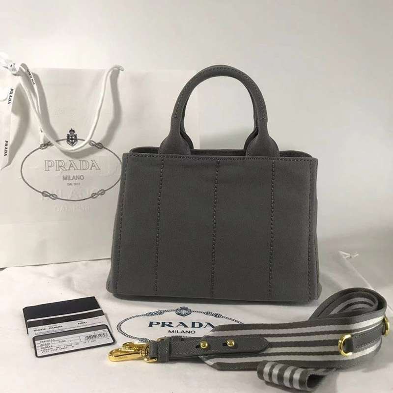 [プラダ] カナパ x レザー トートバッグ偽物 / ショッピングバッグ 【追跡付】 puj76372