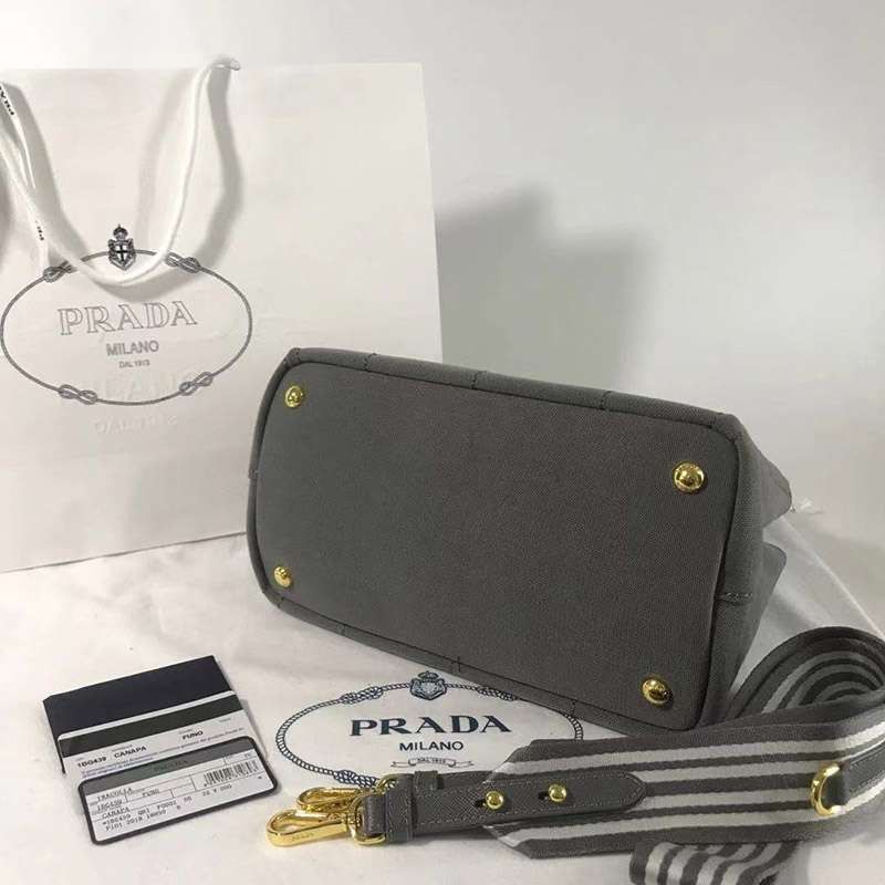 [プラダ] カナパ x レザー トートバッグ偽物 / ショッピングバッグ 【追跡付】 puj76372