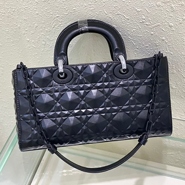 超希少！【ディオール】LADY D-JOY バッグ 偽物 カナージュ カーフスキン del92920