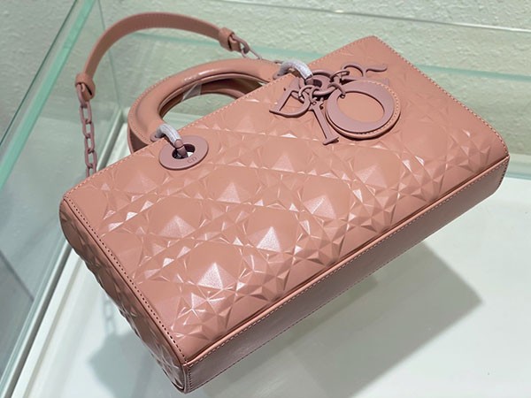 送料込【ディオール】LADY D-JOY バッグ偽物 カナージュ カーフスキン det26113