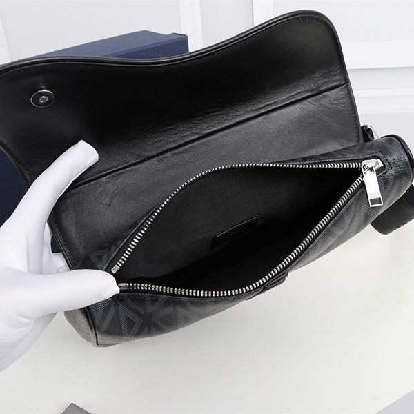 大人気！ディオール ミニハンドバッグ 偽物 AND PETER DOIG SADDLE バッグ 1ADPO093