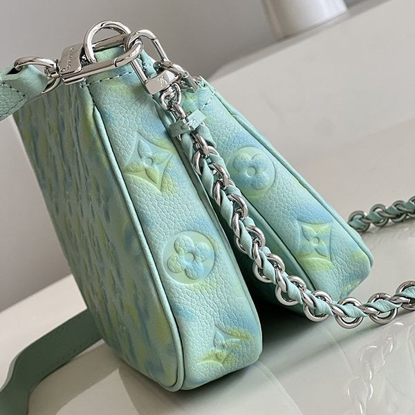 可愛い​ルイヴィトン ショルダーバッグ 偽物 マルチポーチアクセサリー vui18478