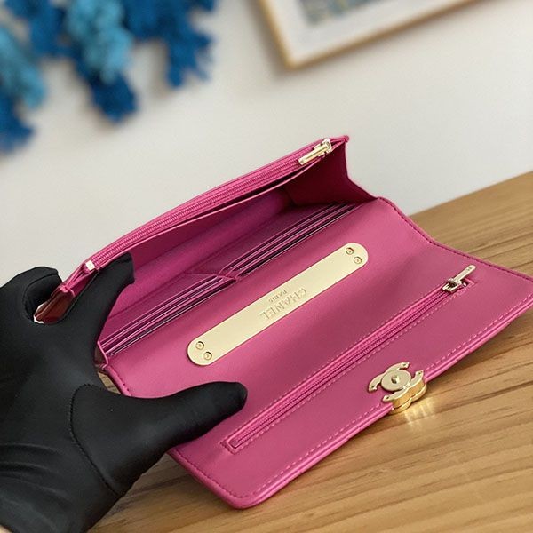 春夏新作 シャネル ミニサイズ 19cm ハンドバッグ コピー shg33808