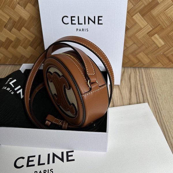 セリーヌ オーバルバッグ キュイル トリオンフ 偽物 ナチュラル / タン 198602EFL02NT