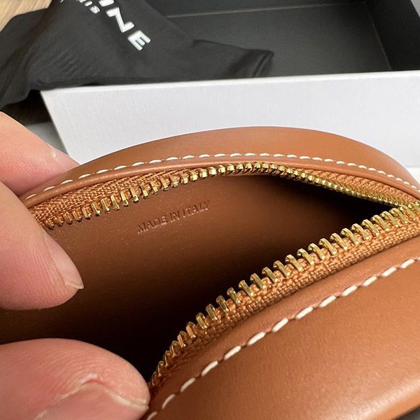 セリーヌ オーバルバッグ キュイル トリオンフ 偽物 ナチュラル / タン 198602EFL02NT