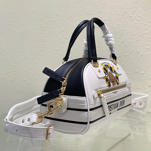 最安値挑戦ディオール ヴァイブ ボーリングバッグ スーパーコピー dez14996
