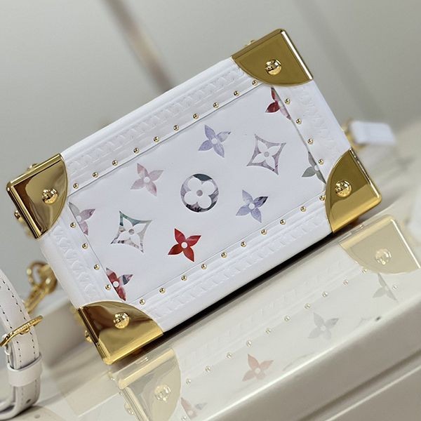 超話題!ルイヴィトン ショルダーバッグ 偽物 カメラバッグ CAMERA BOX