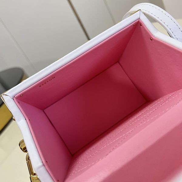 超話題!ルイヴィトン ショルダーバッグ 偽物 カメラバッグ CAMERA BOX