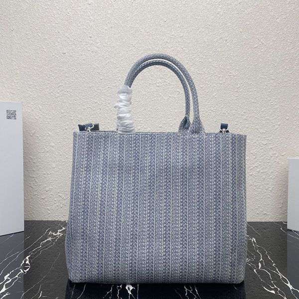 プラダ 偽物 に刺繍 トートバッグ 【人気商品】 1BA342