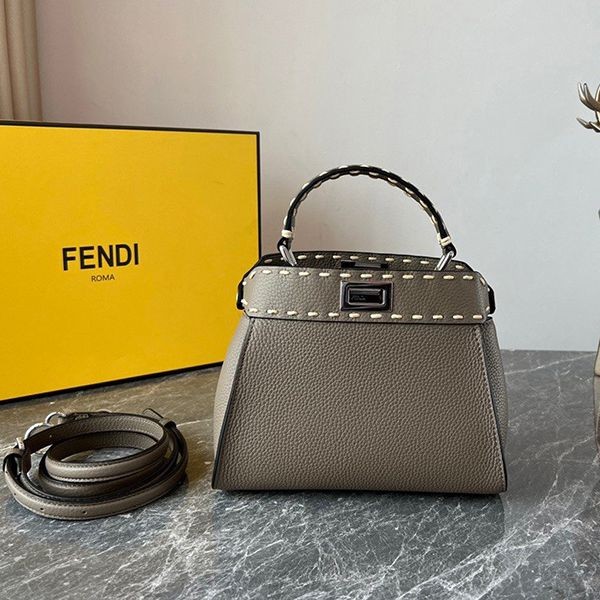 大人気♪フェンディ コピー ショルダーバッグ 新色☆希少 fen26362