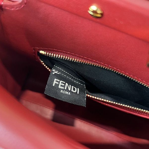 目を惹くカラー フェンディ ショルダーバッグ 偽物 fev72717