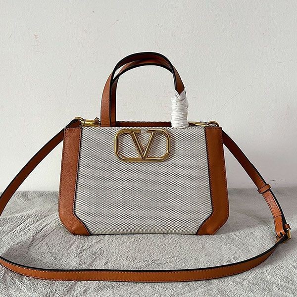 可愛い ヴァレンティノ Vロゴ トートバッグ コピー Vut14828
