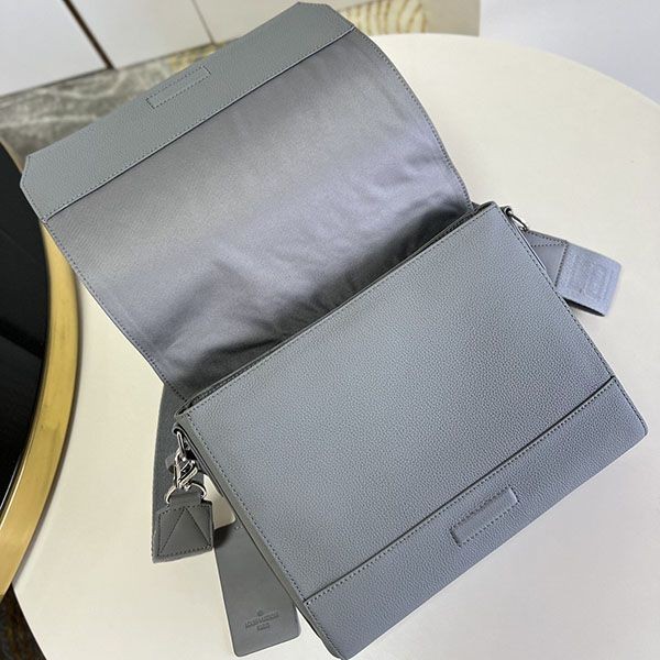 送料込 ルイヴィトンニュー メッセンジャー ショルダー コピー M59327