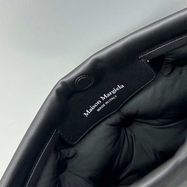 メゾン マルジェラ 偽物「グラム スラム」 ラージ ショルダーバッグ S56WG0176P4300T8013