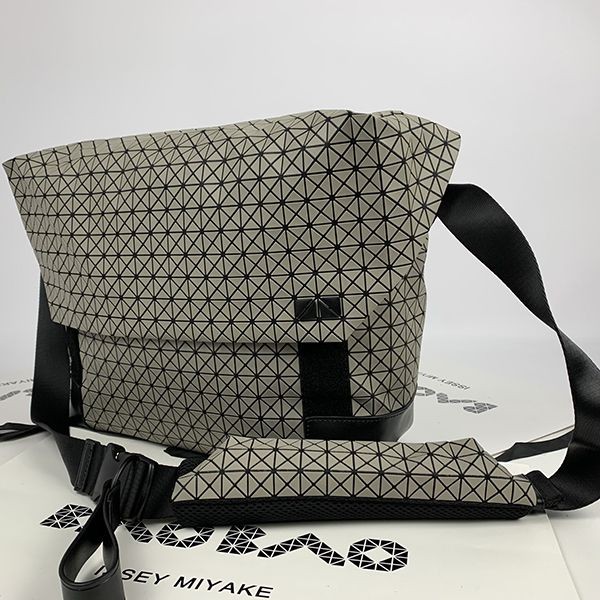 可愛いバオバオイッセイミヤケ ショルダーバッグ コピー bag92700