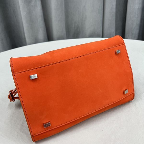 おすすめTHE ROW コピー Soft Margaux 10 スエード トップハンドルバッグ W1190L25RBSH