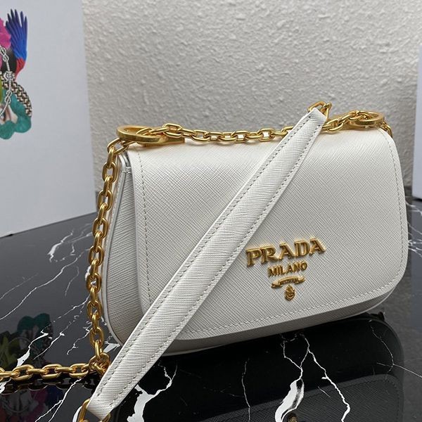 プレゼント最適プラダ  サフィアーノレザー ショルダーバッグ 偽物 pur98525
