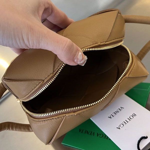 素敵な ボッテガヴェネタ ミニ カセット コピー カメラバッグ box69473