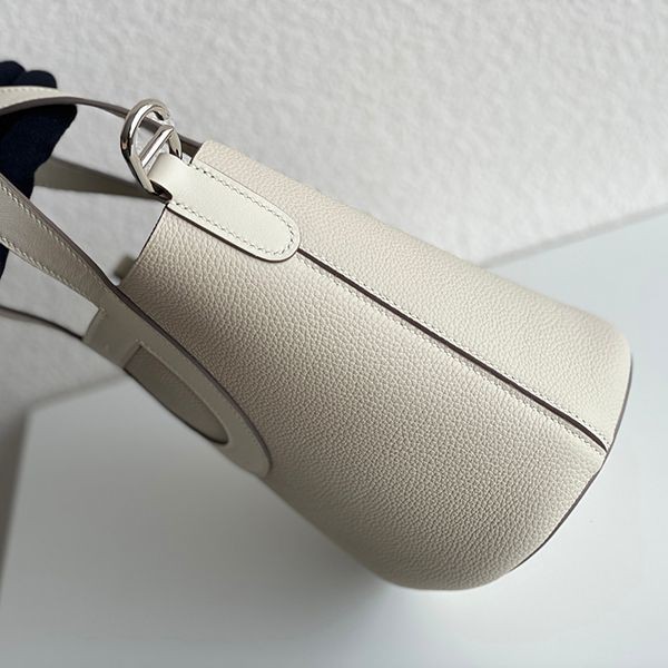 定番 エルメス イン ザ ループ 18 トートバッグ erk14417