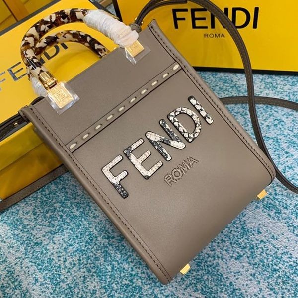 フェンディ サンシャインショッパー 偽物 エラフレザー ミニバッグ fei21852