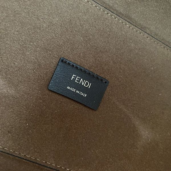 激安価格！フェンディ サンシャイン ミディアム レザー 偽物ショッパーバッグ fey17911