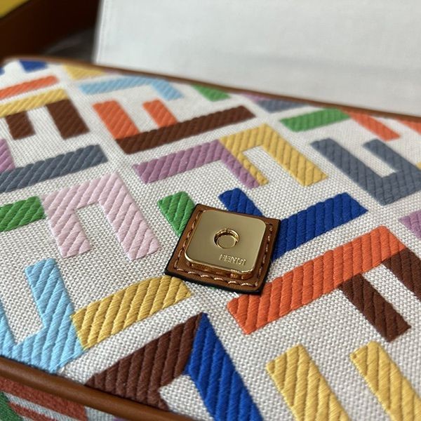 フェンディ バゲットFF刺繍 ハウンド ショルダーバッグ コピー few86164