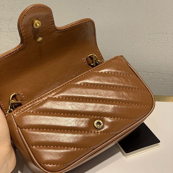 入手困難グッチ GGマーモント ミニ ショルダーバッグ 偽物 0OLFT2535