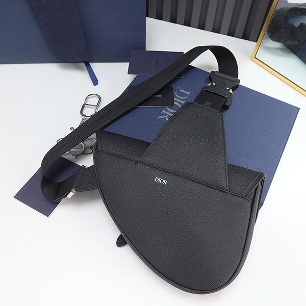 大人気!ディオール SADDLE バッグ 偽物 グレインドカーフスキン del26485