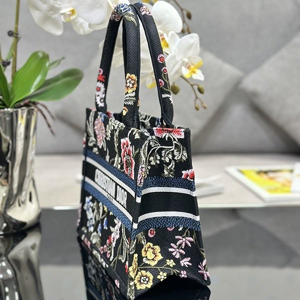 容量大!!ディオール ブックトート 偽物 ディオール petites fleurs刺繍 deb77065