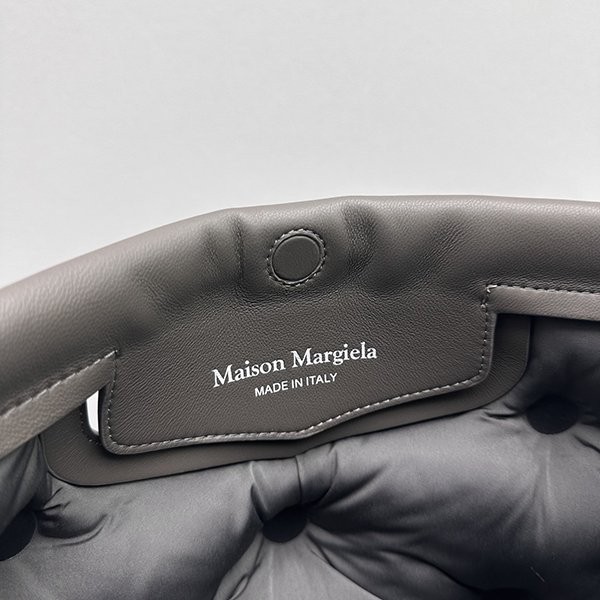 マルジェラ グラムスラム 偽物 バッグ MM6  ミディアム Maz93514