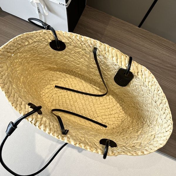 最新でオシャレ ロエベ アナグラム バスケットバッグ 偽物 (イラカヤシ&カーフ) loi03620