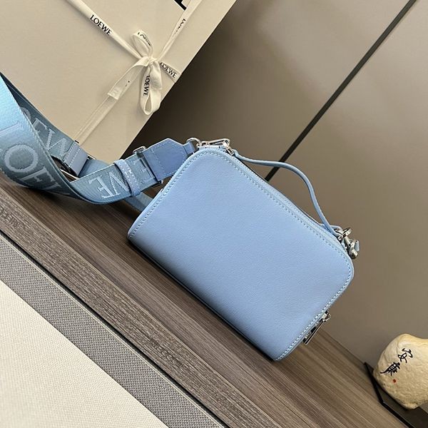【大特価】ロエベ カメラ クロスボディバック 偽物 ショルダーバッグ loy73512